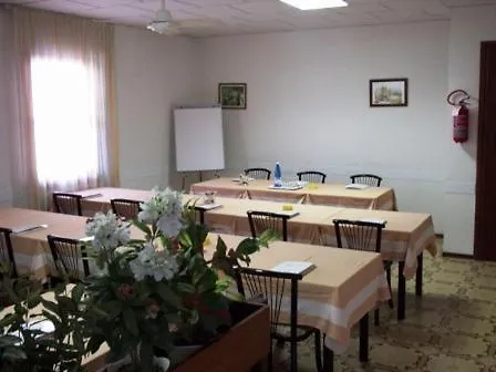 ***  Hotel Aros Римини Италия